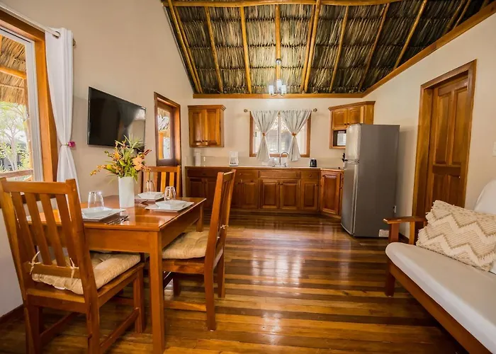 Hidden Jewel Boutique San Pedro (Ambergris Caye)