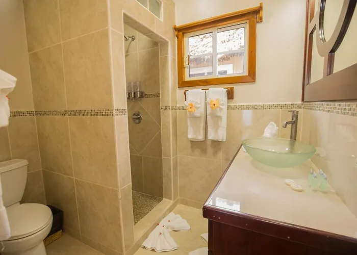 Hidden Jewel Boutique Resort 3*
