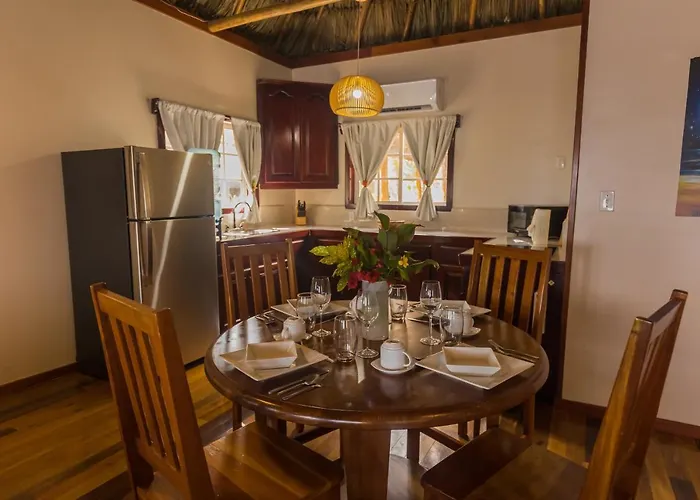 Hidden Jewel Boutique Resort San Pedro (Ambergris Caye)