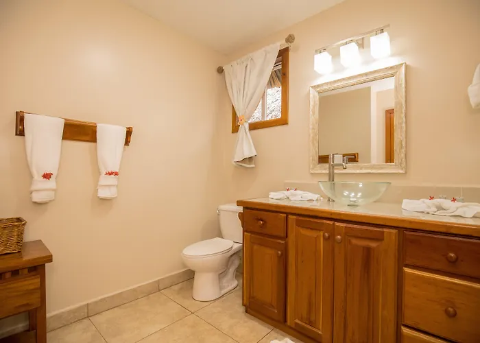 Hidden Jewel Boutique Resort