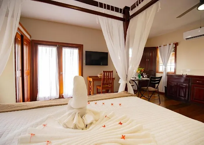 Hidden Jewel Boutique Resort San Pedro (Ambergris Caye)