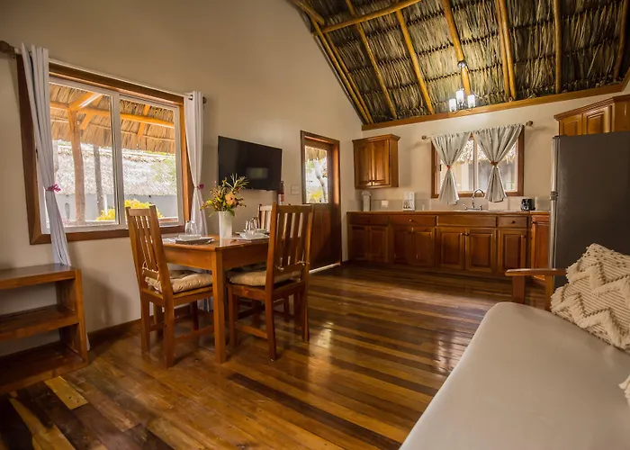 Hidden Jewel Boutique Resort San Pedro (Ambergris Caye)